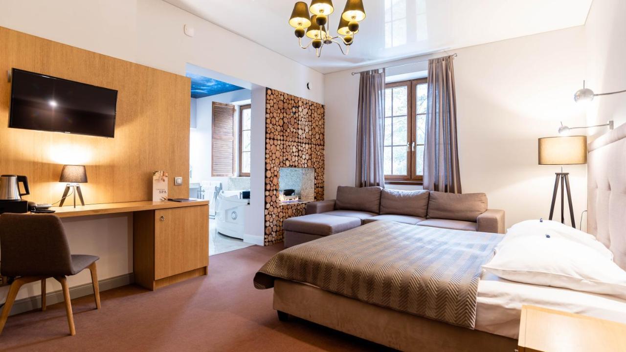 Carynska Resort & Spa Лютовиска Экстерьер фото