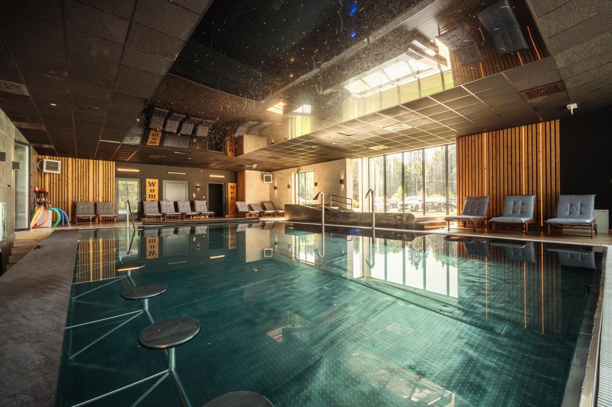 Carynska Resort & Spa Лютовиска Экстерьер фото